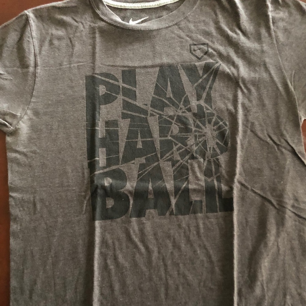 🔥🔥🔥Make an offer! Nike “Play Hard Ball” t-shirt